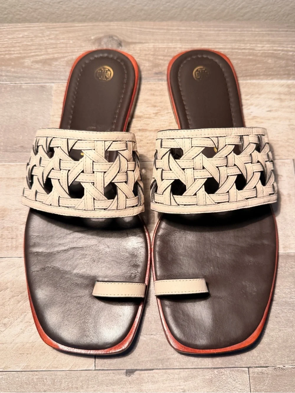 Tory Burch Basket Weave Leather Sandals | Size 8.5